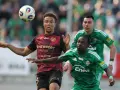 Piłkarze Radomiaka Radom i Widzewa Łódź w akcji. Analiza statystyk meczowych.