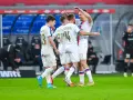 Piłkarze Jagiellonii Białystok świętują bramkę przeciwko Górnikowi Zabrze.