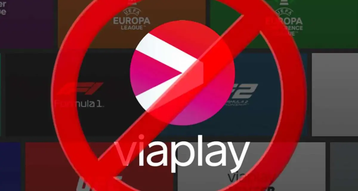 Zakazany znak przekreśla logo Viaplay. W tle widać kafelki z logotypami sportowymi, m.in. Formula 1 i Europa League, sugerujące ofertę Viaplay Sport.