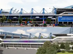 Stary stadion Wisły Kraków, obecnie nowoczesny obiekt sportowy. Górne zdjęcie pokazuje obecny wygląd, dolne wizualizację.