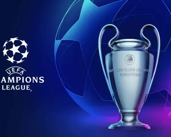 Trofeum Ligi Mistrzów UEFA i logo. Pamiętne chwile, kiedy liga mistrzów 2020.
