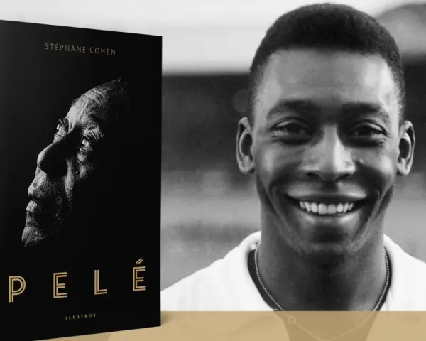 Książka "Pelé" Stéphane'a Cohena obok uśmiechniętego portretu legendy futbolu.